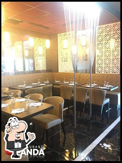 Installez-vous à l'une des tables de Opanda Perpignan Rivesaltes
