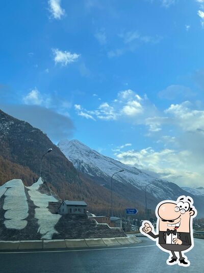 Puoi goderti l'aria fresca dal dehors di Old Zermatt