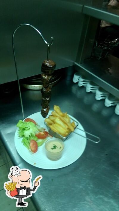 Essayez des frites à Rest'o Quai Tours