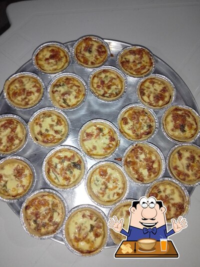 Platos en Rural Pizza