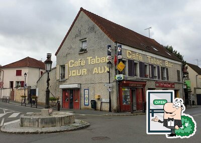 L'extérieur est une importante caractéristique de Au Carton Rouge