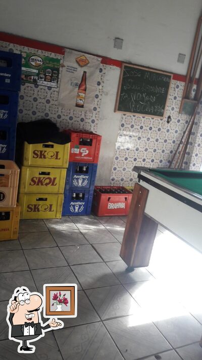 Veja imagens do interior do Bar Do João