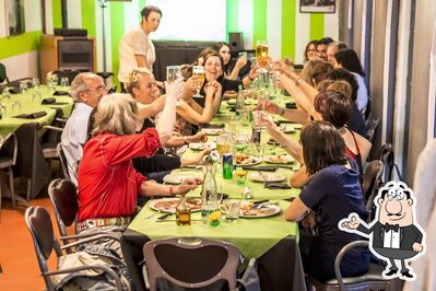 Dai un'occhiata agli interni di Seminara Restaurant