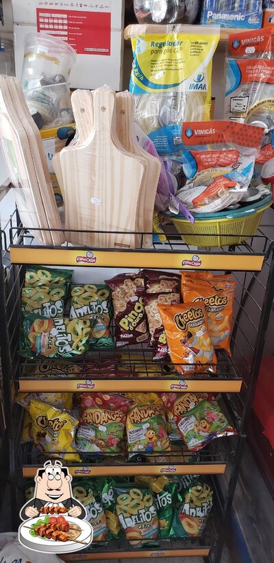 Platos en Mercadinho e distribuidora do Robson