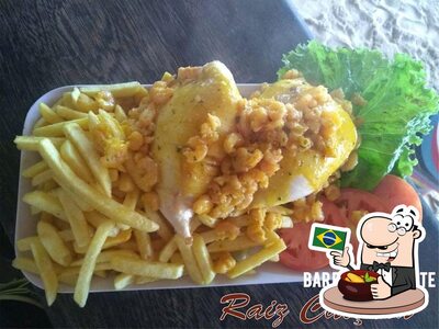 Comida em Restaurante Raiz Caiçara