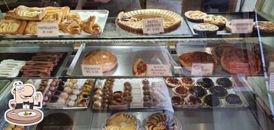 Platti al Panetteria-Pasticceria Danesi Fabio