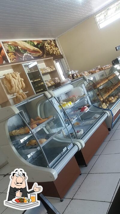 Comida em Panificadora Travessão