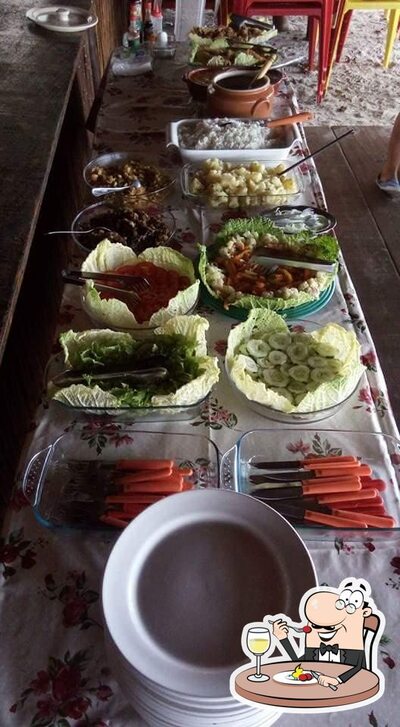 Comida em Restaurante Recanto dos Golfinhos