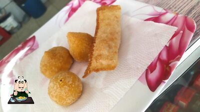 Platos en Azene Salgadaria
