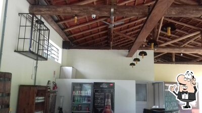 Veja imagens do interior do Decker Bier