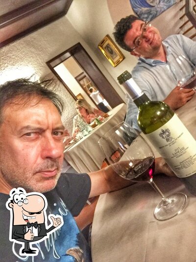 Goditi un drink al ristorante Il Grappolo