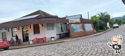 O exterior do Lancheria Dinato