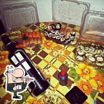 Escolha diferentes opções de sushi