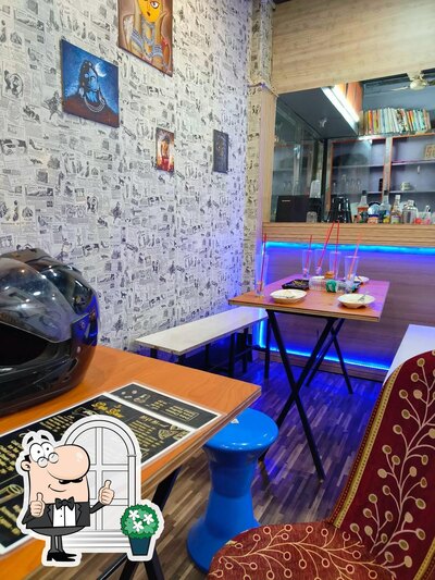 The exterior of Deja_Brew. Kls