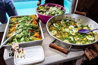 Comida em Mercearia Picoro