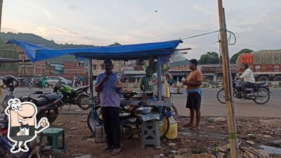 The outside area is an important feature of Guru Samosa pakode