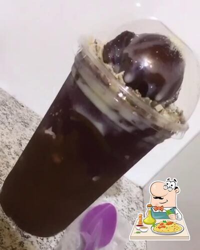 Comida em Point do sorvete e açaí