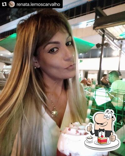 4 & 5 Comes e Bebes provê uma gama de pratos doces