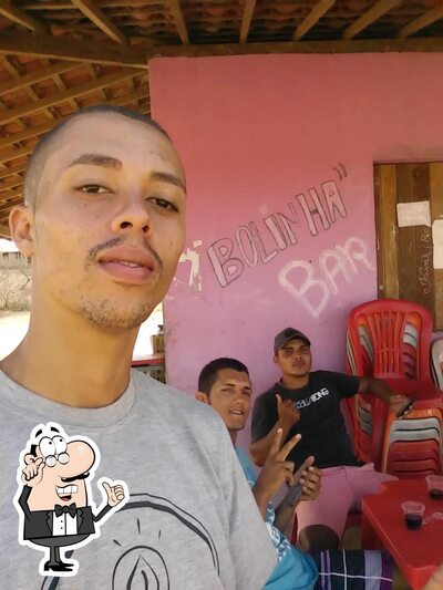 O interior do Bolinha's Bar