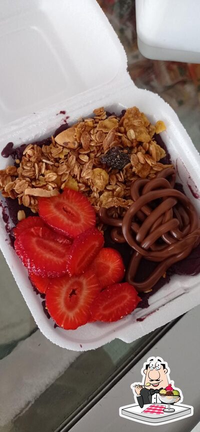 Açaí do Santana provê uma variedade de pratos doces