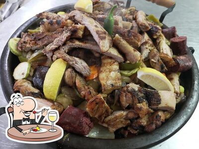 Plats à Strandja's Tavern