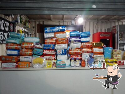 Veja imagens do interior do Bar do Caio