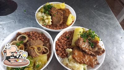 Comida em Comercial Capão Seco