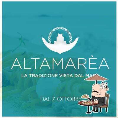 Guarda gli esterni di Altamarea ristorante sul mare Bacoli presso Puntaromana