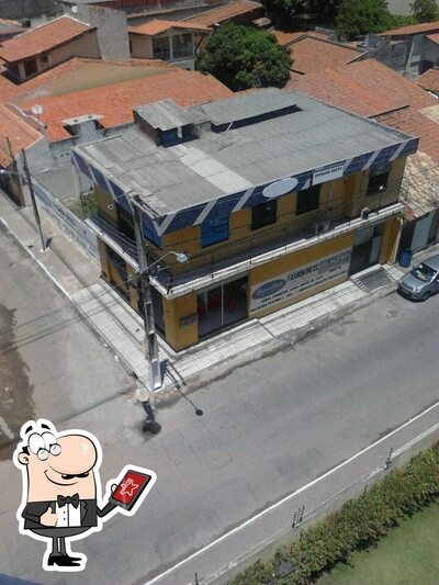 O exterior do Adonay Delicatessem