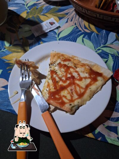 Comida em Pizzaria Mahresias