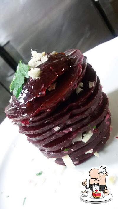 Non scordarti di ordinare un dessert al ristorante Osteria del Borgo Formigine