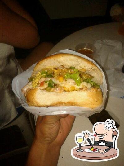 Platos en Lanches Bulldog