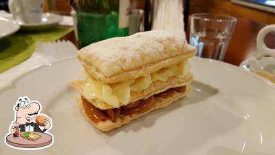 Experimente um hambúrguer no Lhamas Restaurante- Empório da Serra