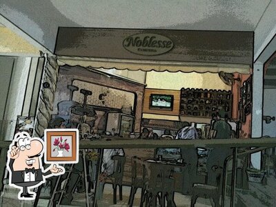 Veja imagens do interior do Noblesse Café