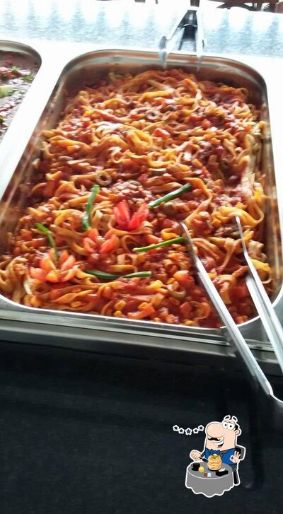 Platos en Restaurante e Buffet Mendes Santos