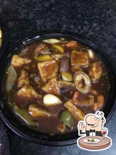 Meals at Qwinny’s - Live Asian Kitchen