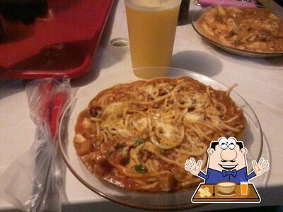 Platos en Bomba Fast Food