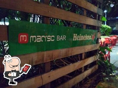 Desfrute da vista do exterior Pizzaria Marisc