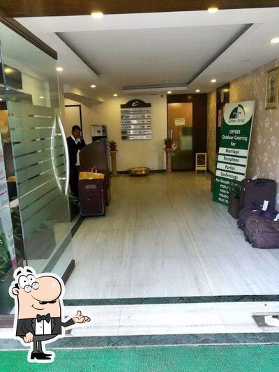 The interior of Navratna - Hotel Green Acres