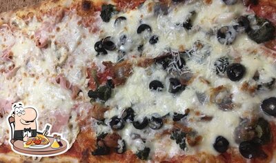 Ordina una pizza al ristorante FM 90 Stazione Pizza Roma