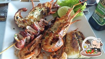 Os clientes do Recanto do Sossego podem experimentar diversos itens de frutos do mar