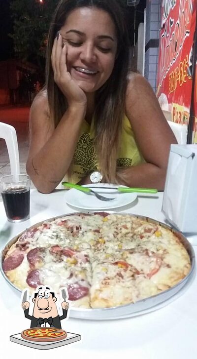 Peça pizza no ZAZA LANCHES