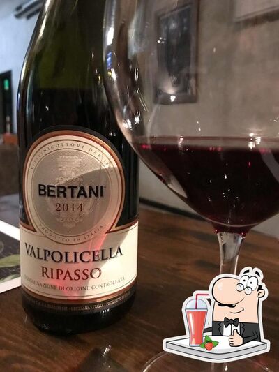 Goditi un drink al pub & bar Azienda