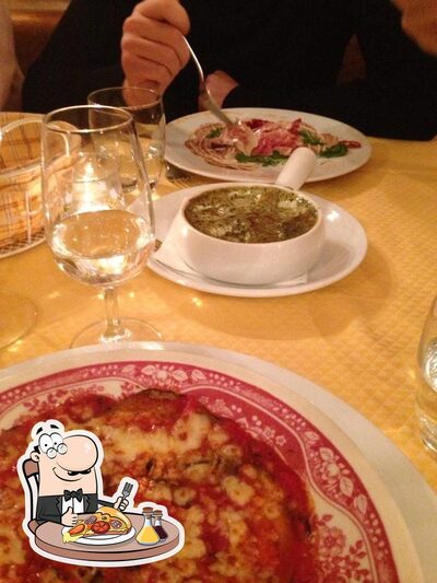 A Da Giorgio, puoi goderti una bella pizza