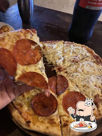 No Casa Grande Pizzaria, você pode pedir pizza