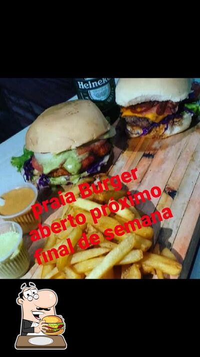 Delicie-se com um hambúrguer no Praia burger