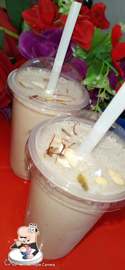 AL-TURK serves a number of sweet dishes
