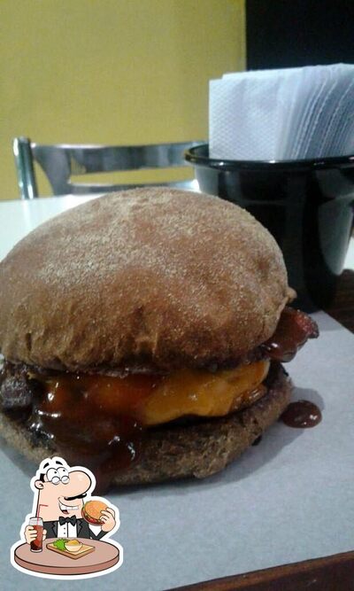 Delicie-se com um hambúrguer no Nüüd Burgers