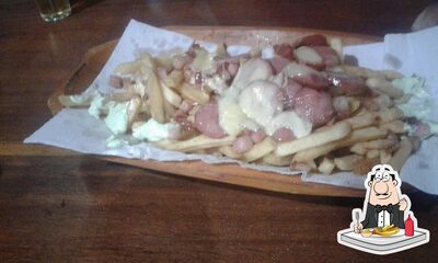 At Bar do Dedi you can order French-fried potatoes