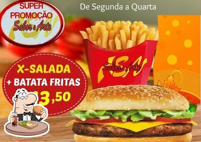 Delicie-se com um hambúrguer no Xis Gaúcho - Sabor & Arte